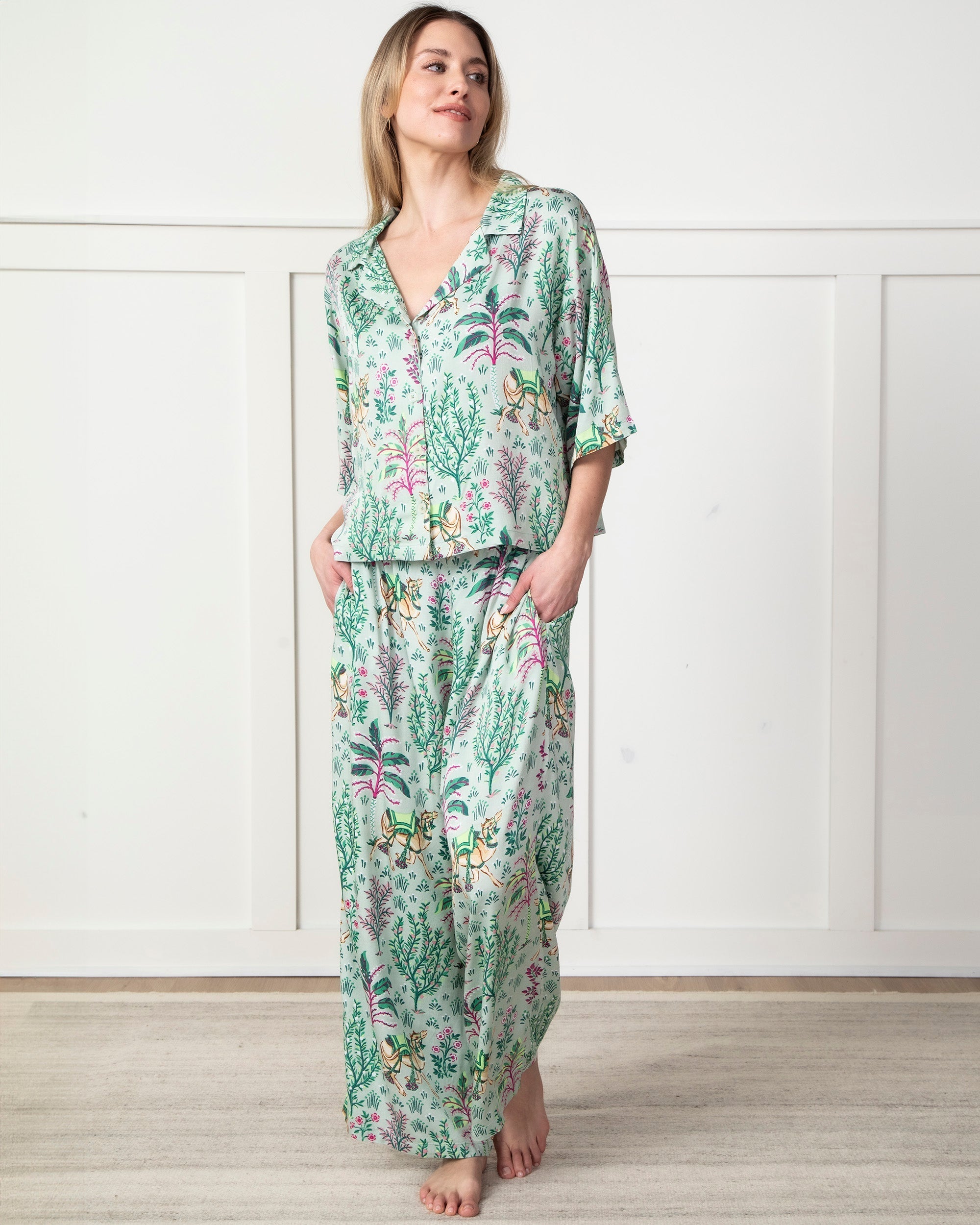 Camel's Courtyard - Petite Eco Satin Wildest Dreams Set - Avocado