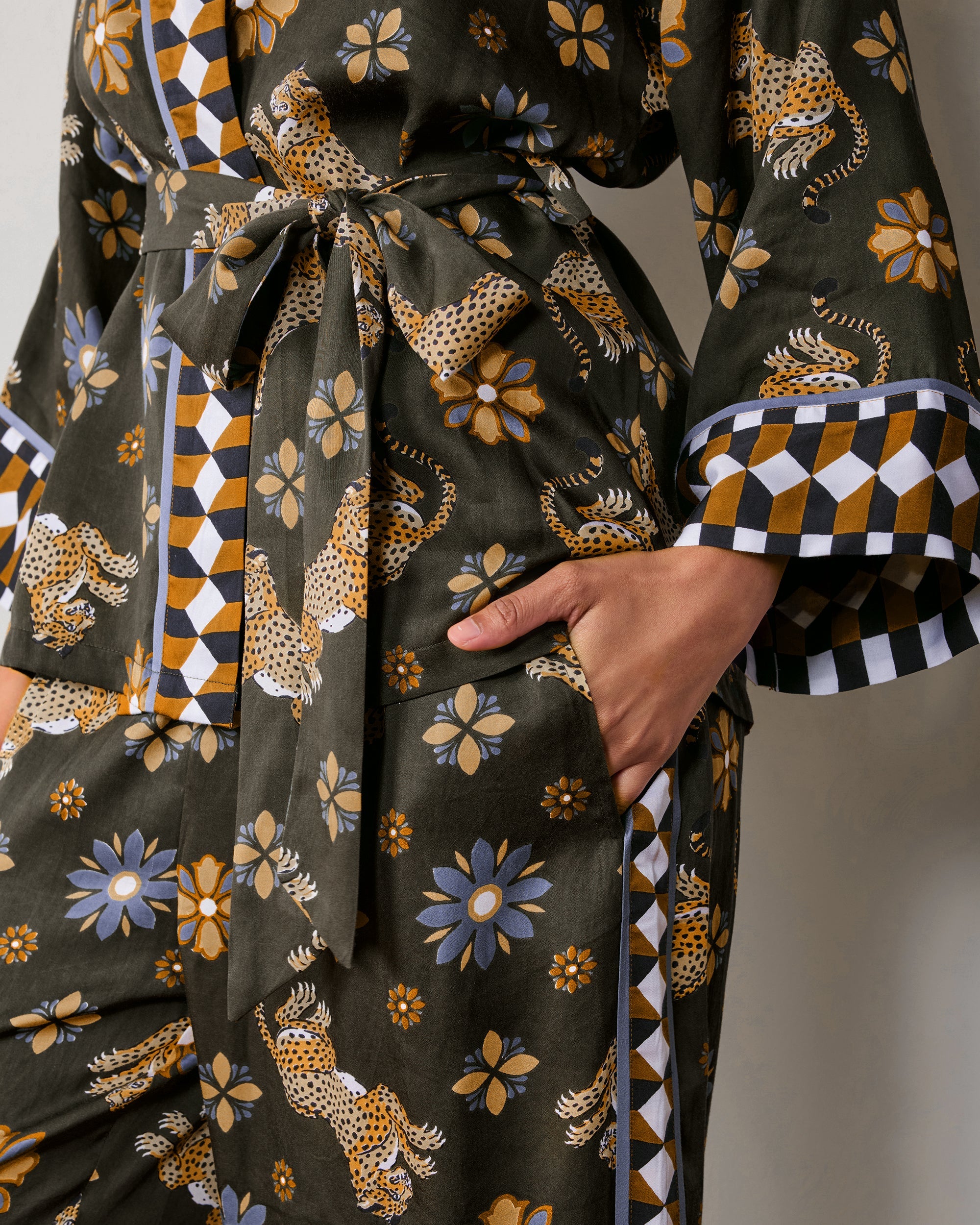 Bagheera Kaleidoscope - Tall Eco Satin Wrap Set - Olive