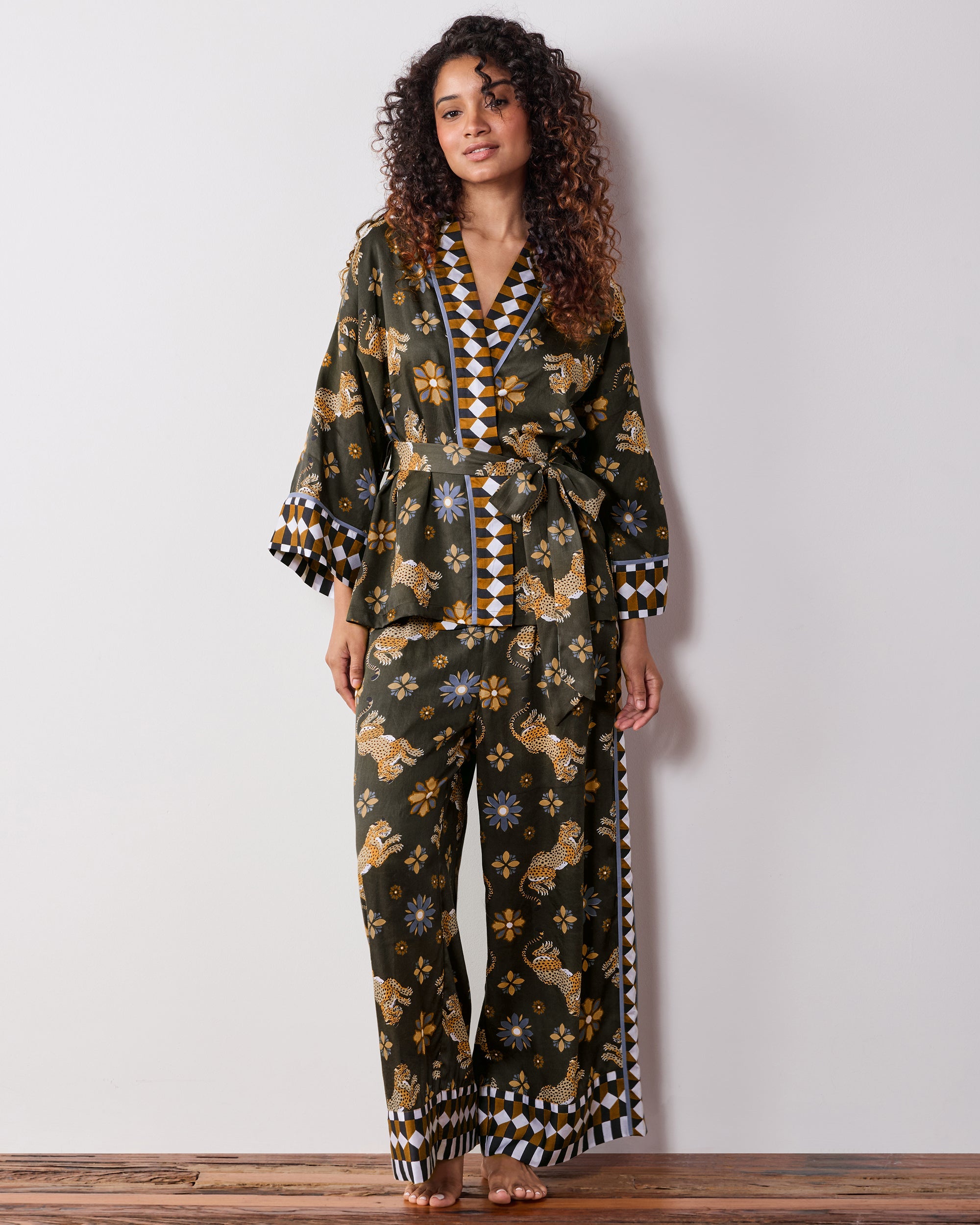 Bagheera Kaleidoscope - Tall Eco Satin Wrap Set - Olive