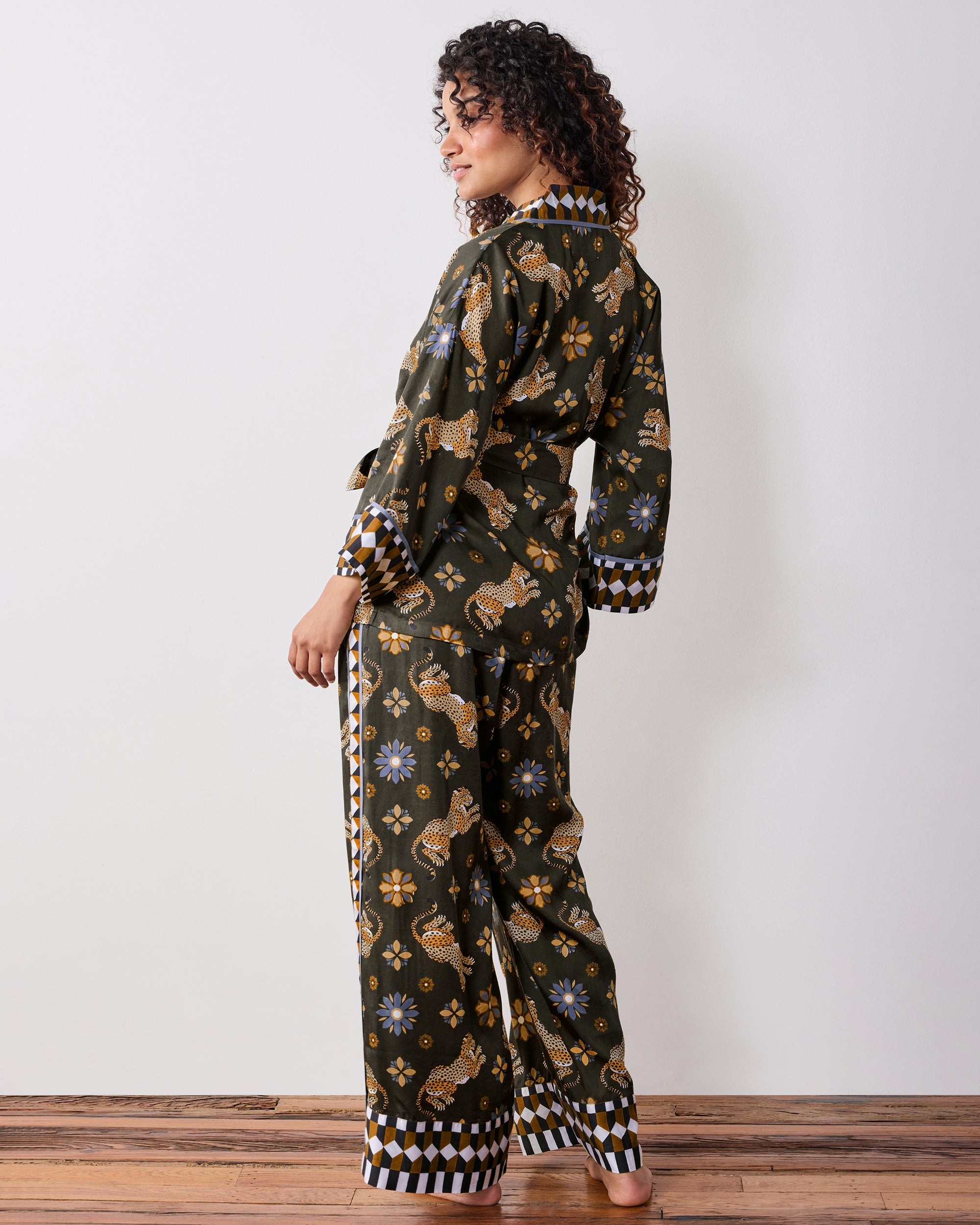 Bagheera Kaleidoscope - Tall Eco Satin Wrap Set - Olive