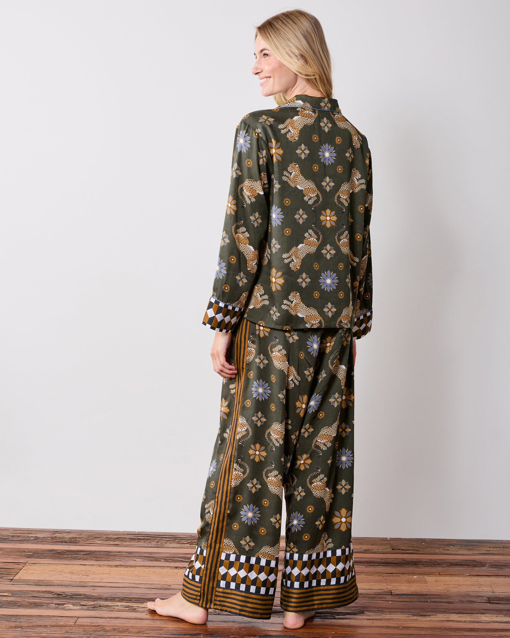 Bagheera Kaleidoscope - Eco Satin Rittenhouse Set - Olive