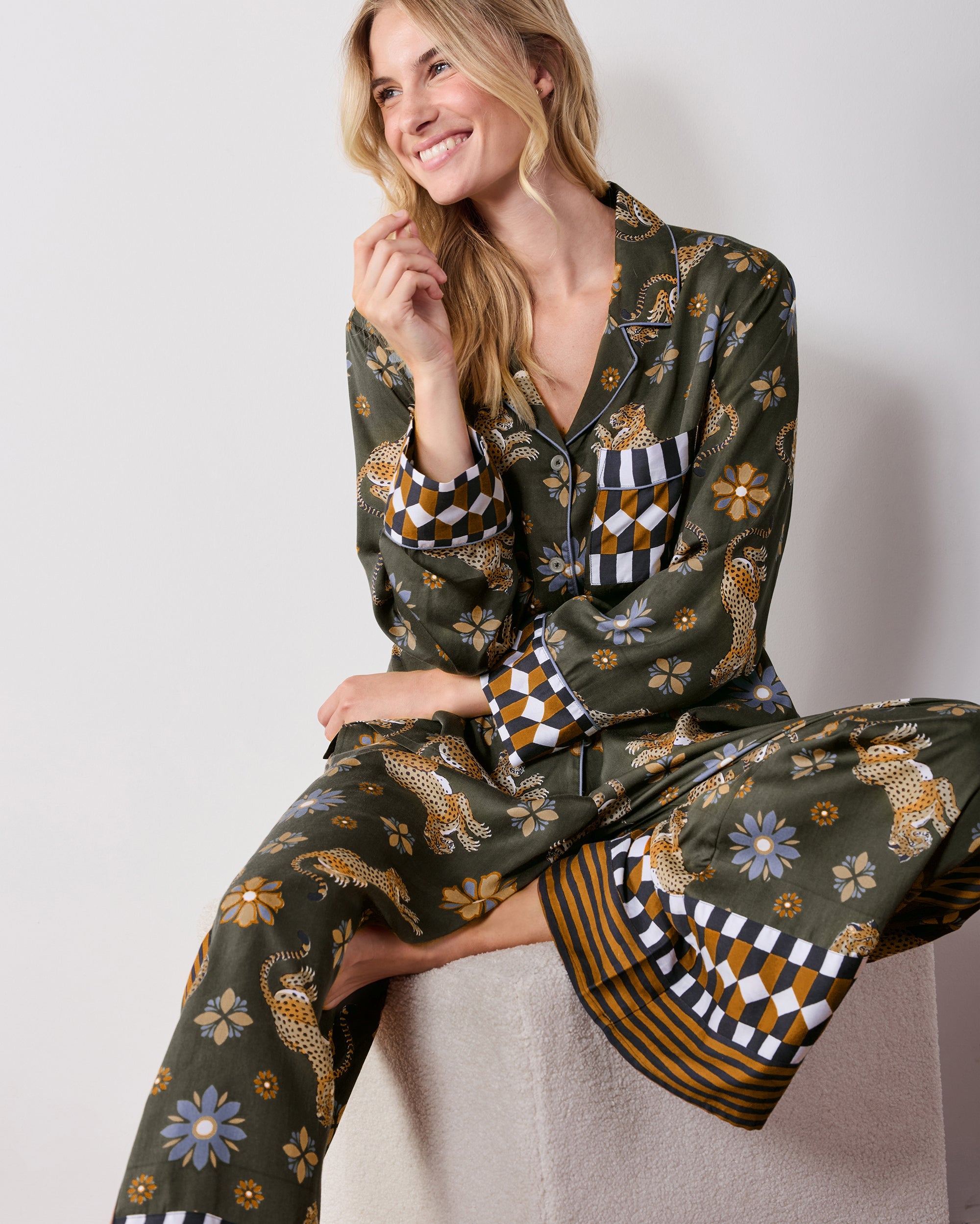 Bagheera Kaleidoscope - Tall Eco Satin Rittenhouse Set - Olive