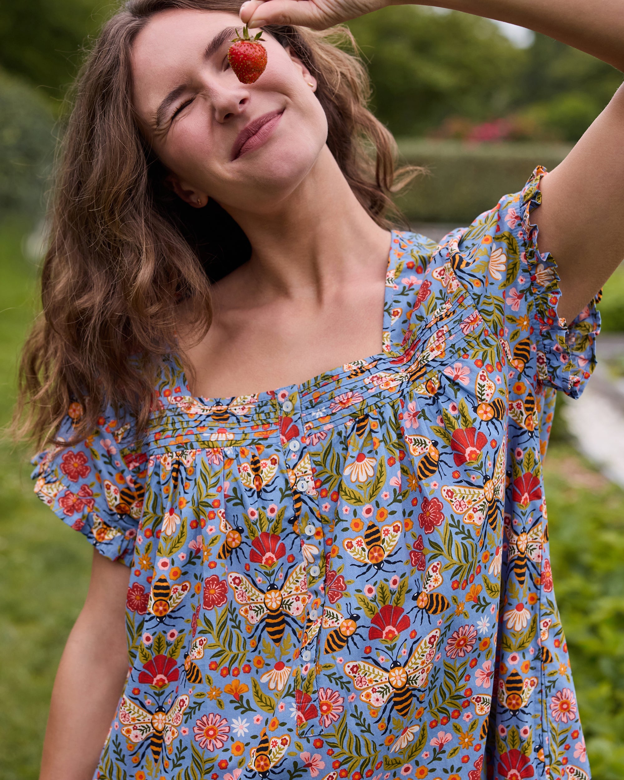 Bee Tapestry - Pintuck Nightgown - Delphinium Blue