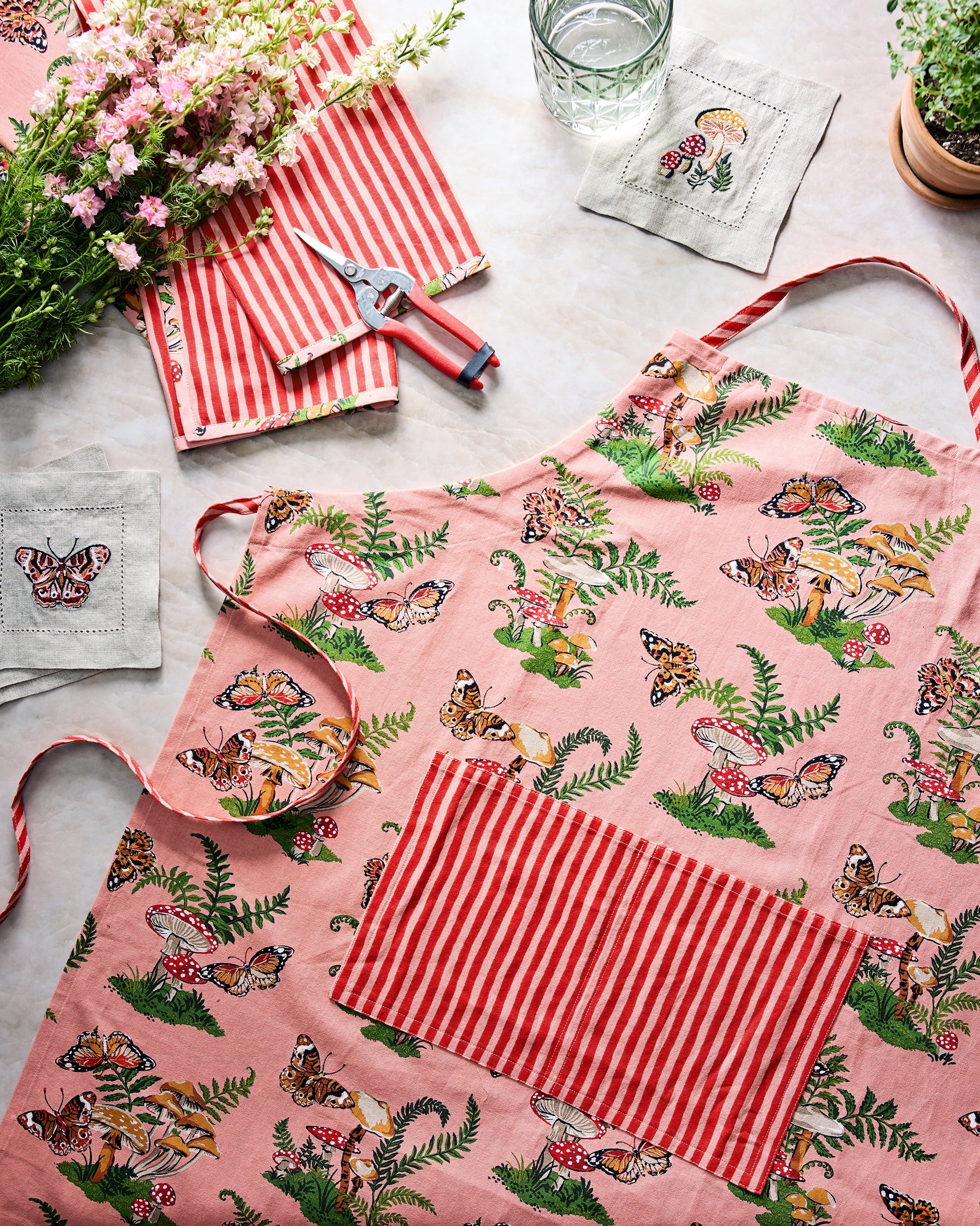Butterfly Forager - Apron - Rosewood