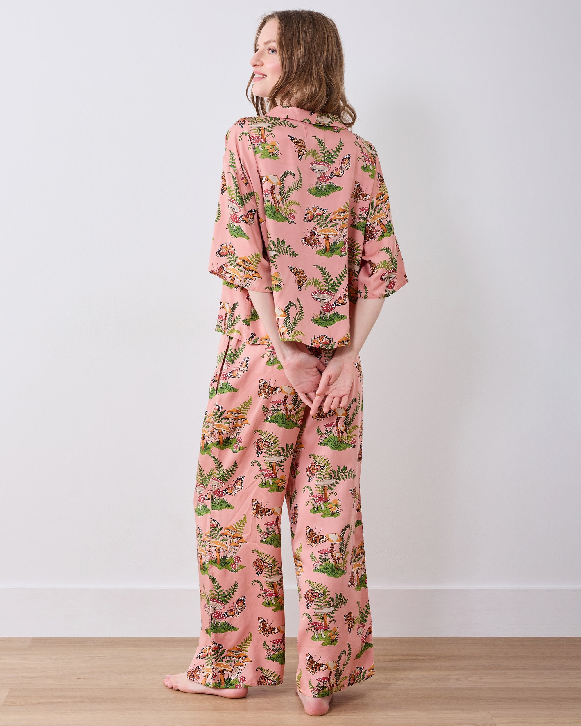 Butterfly Forager - Tall Eco Satin Wildest Dreams Set - Rosewood