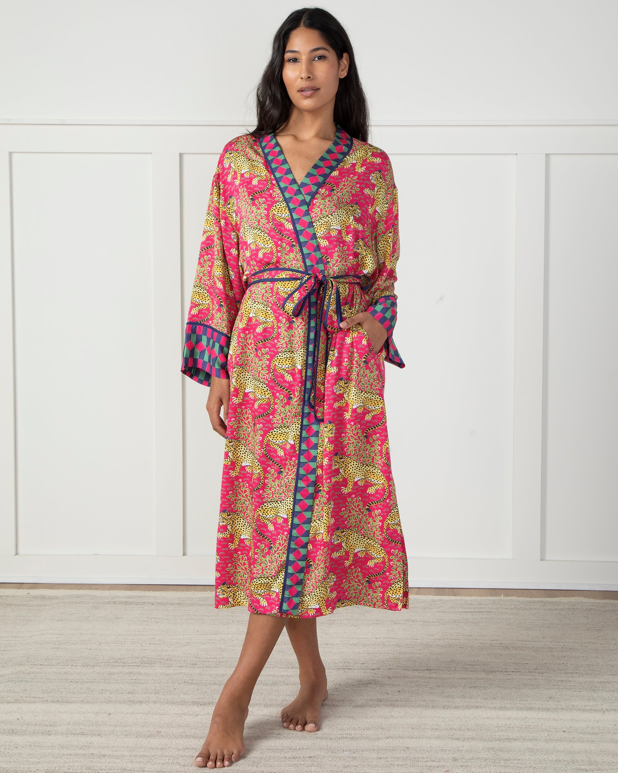 Bagheera - Eco Satin Robe - Hot Pink