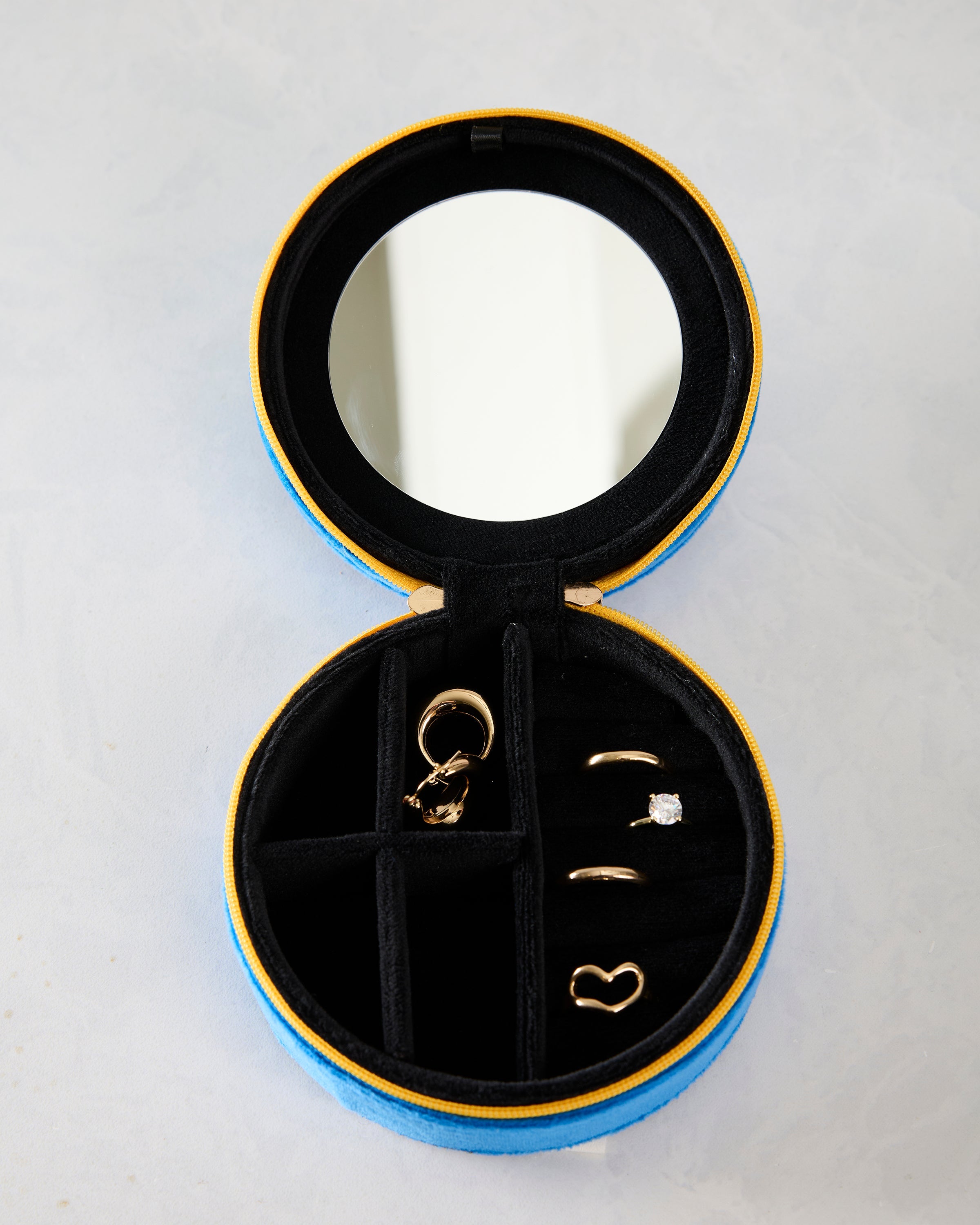 Caviar - Velvet Jewelry Zip Case - Living Royal